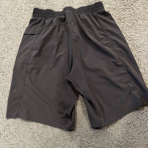 LULULEMON Men's Shorts - Charcoal Gray - Pull On - Unlined -  28"X10" - Picture 2 of 9